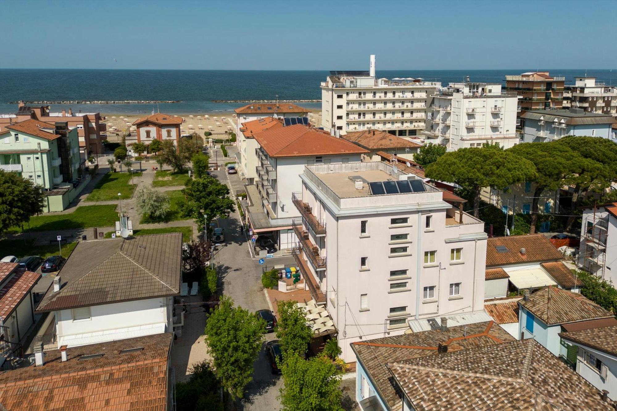Residence Tre Trilo&Suites Rimini Exterior photo