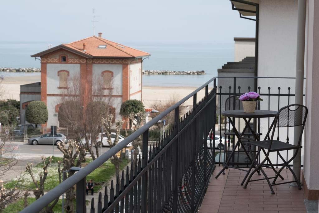 Residence Tre Trilo&Suites Rimini Exterior photo