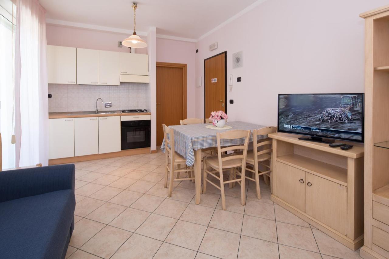 Residence Tre Trilo&Suites Rimini Exterior photo